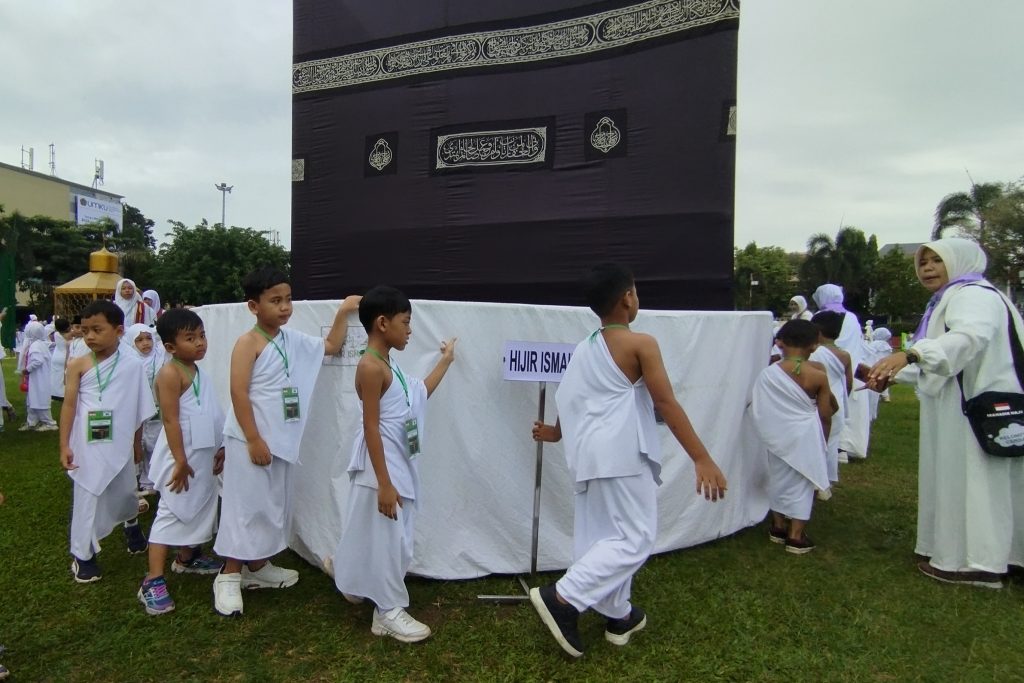 Pelatihan manasik haji.