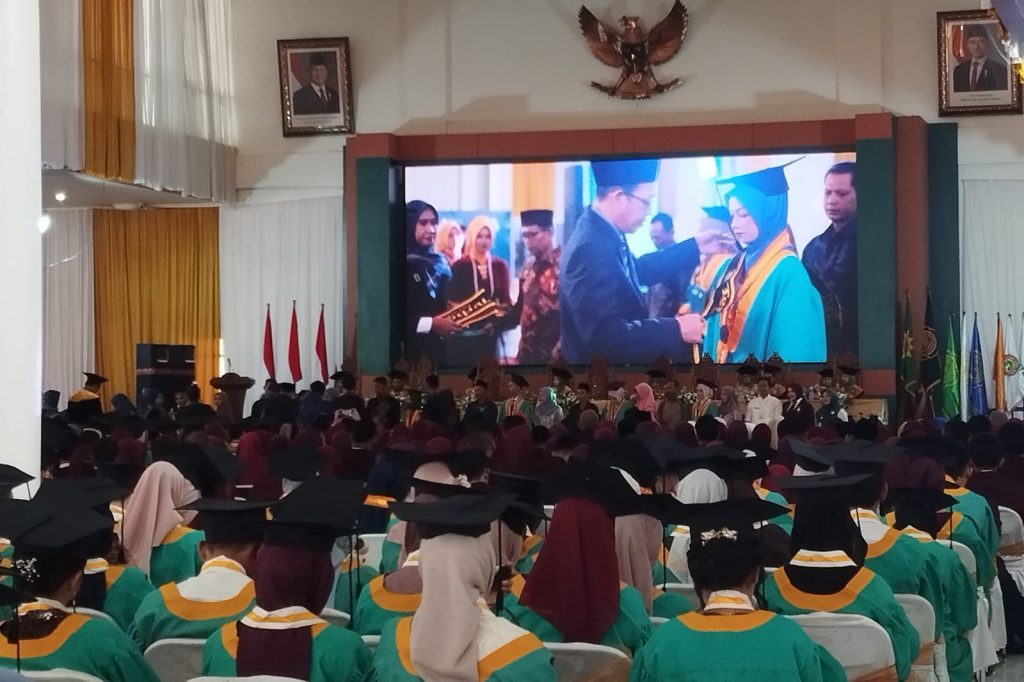 Wisuda UMKU
