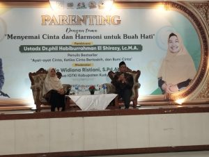 Kegiatan parenting Yayasan Sosial Al-Fath Kudus.
