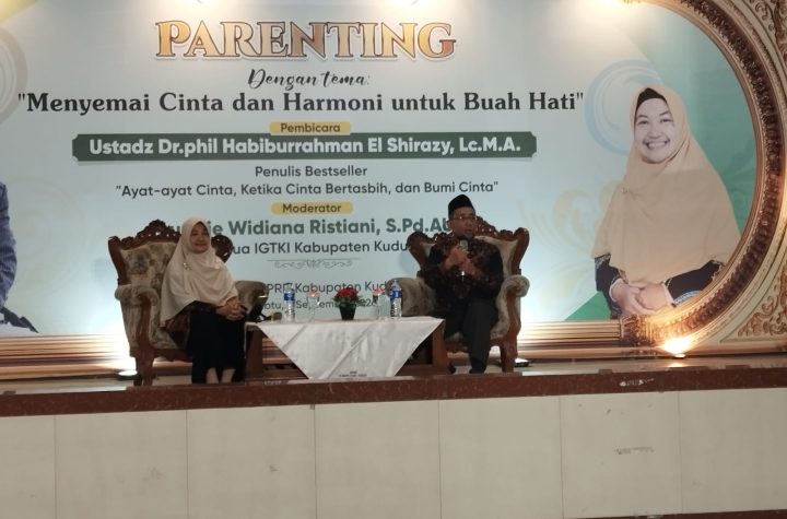 Kegiatan parenting Yayasan Sosial Al-Fath Kudus.