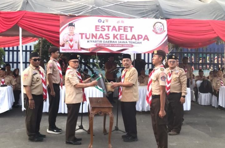 estafet tunas kelapa